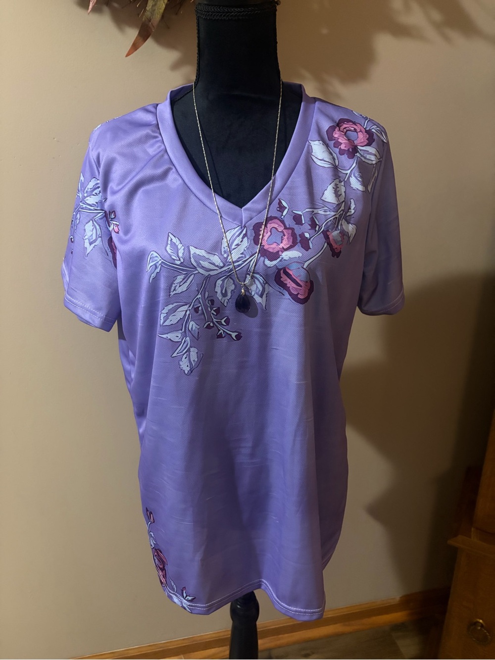 Lavender Floral V-Neck Short Sleeve Tee by